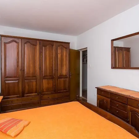 Apartment Ive Mlini