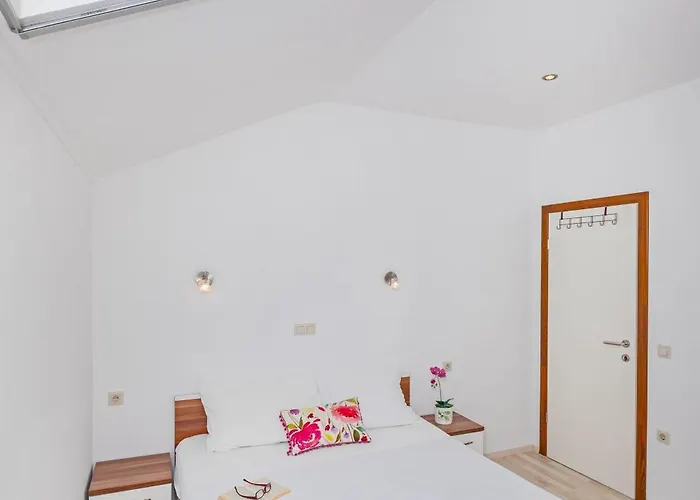 Ive Apartment
